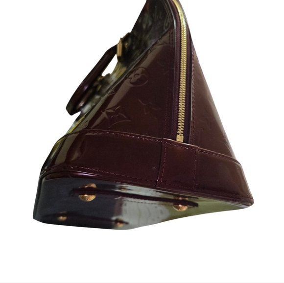 Authentic EUC Louis Vuitton GM Alma Red Fauviste Vernis Handbag with Dustbag. - Picture 7 of 17